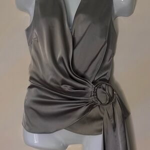 Sleeveless wrap Gray Top